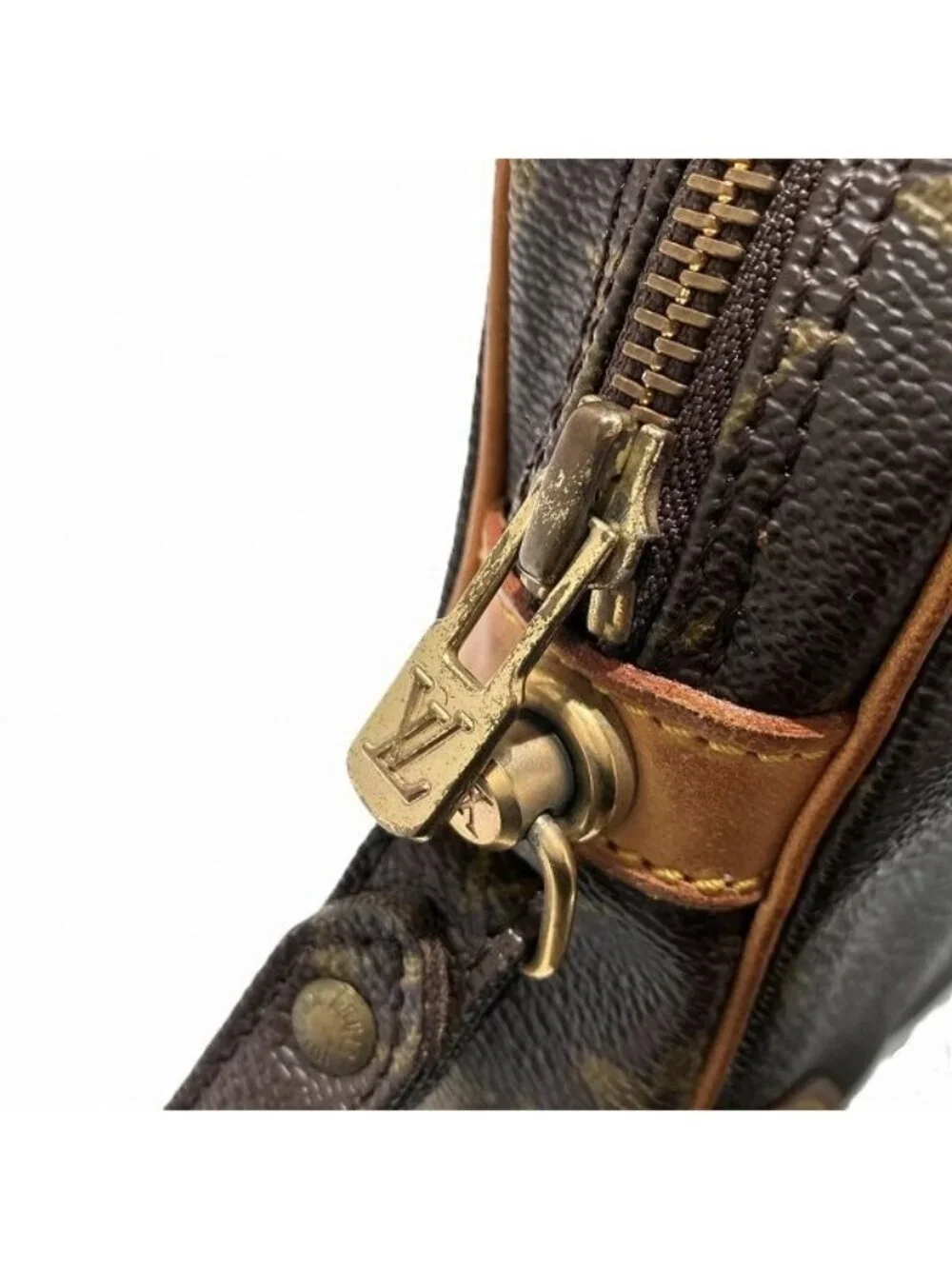 Louis Vuitton Monogram Ma Roulis Dragonne PM Clutch